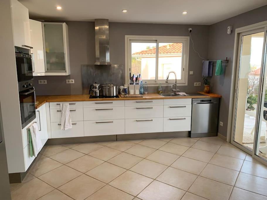 Villa Vue Sur Etang 8 Personnes Spacieuse Et Calme Narbonne Exterior photo